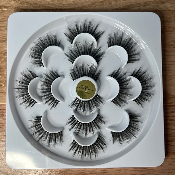 5D Faux Mink Lashes - 7 Pairs - Picture 3 of 3